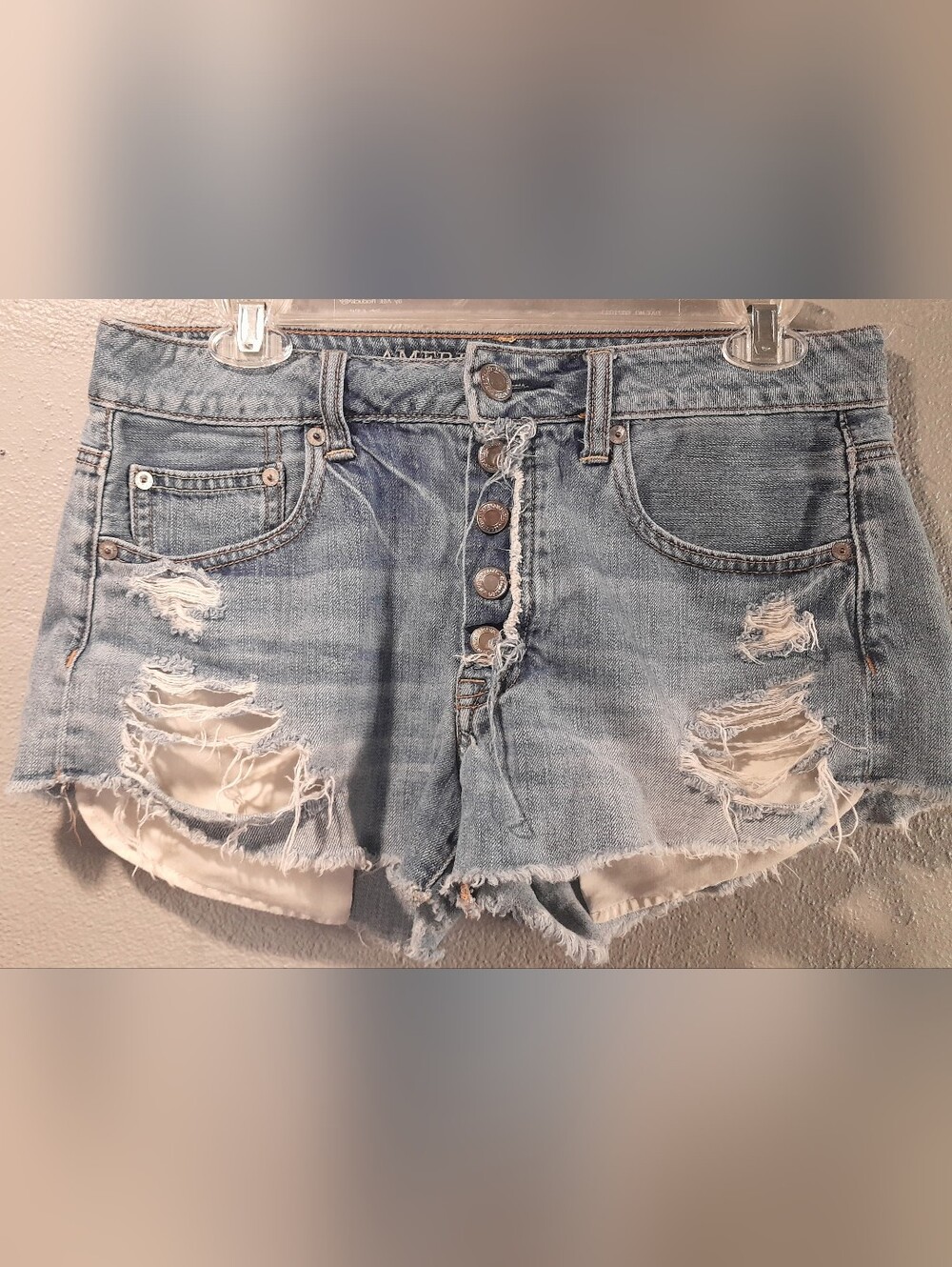 American Eagle Distressed Light Blue Button-Fly Denim Shorts Sz6